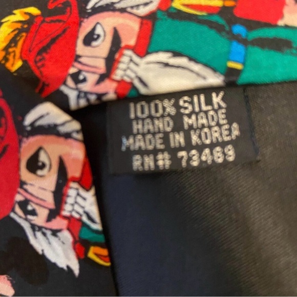 NWT Addiction Festive Nutcracker Tie with Multicolor Design - Picture 3 of 4